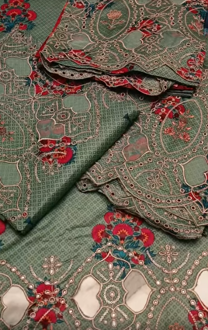 Glamour 3Pcs Lawn Suit