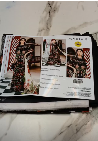 Lawn 3pc article with patches